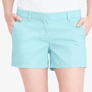J. Crew Cotton Chino Broken-in Aqua Blue Shorts Low Rise 4.5 Inseam Cotton 4